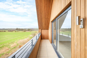 Photo 11- click for photo gallery